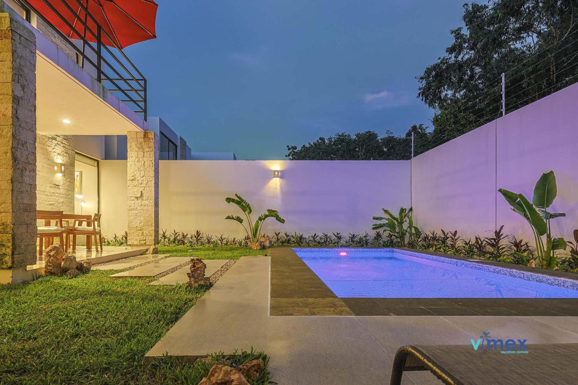 Modern Townhouse With Private Pool And Bbq Area Playa del Carmen
